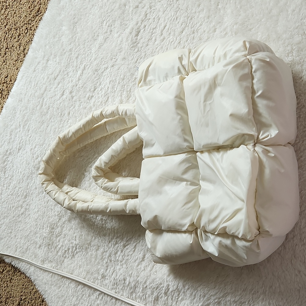 White Quilted shoulder bag - BNWT Rare